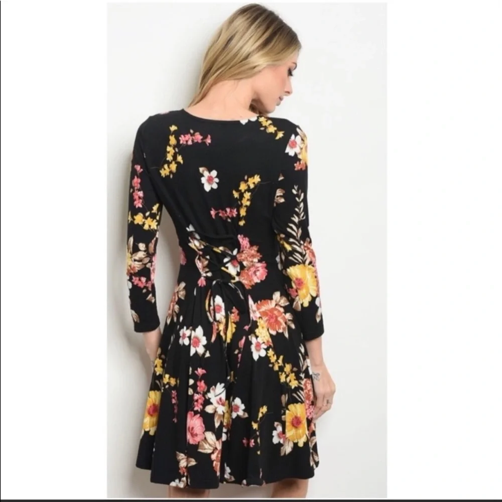 COPY - Black Floral Dress Sm NWT - Picture 2 of 3